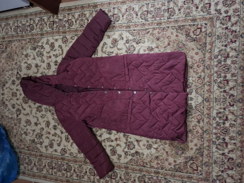 Продам теплые Женские куртки