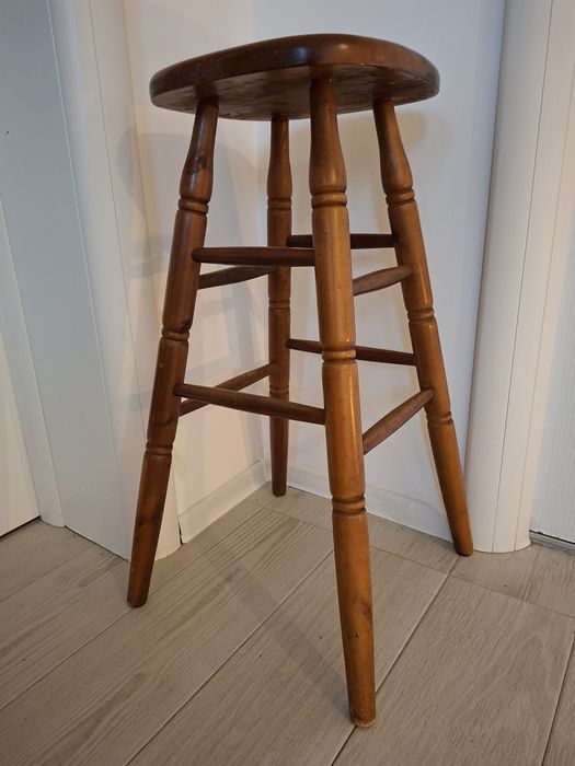 Scaun din lemn pentru bar sau ședințe foto