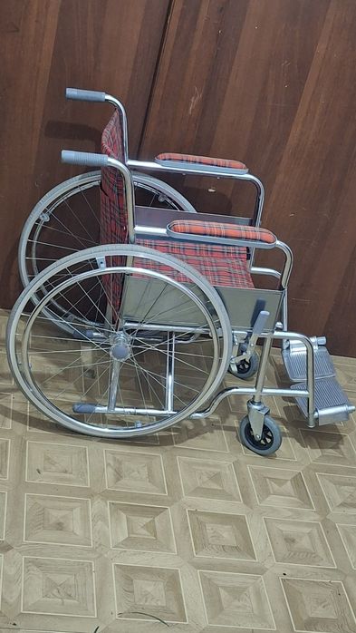 Инвалидная коляска
