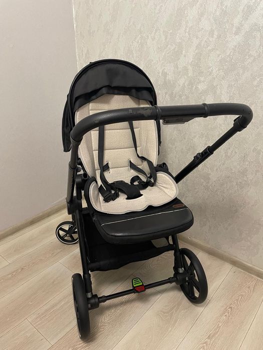 Продам детскую коляску