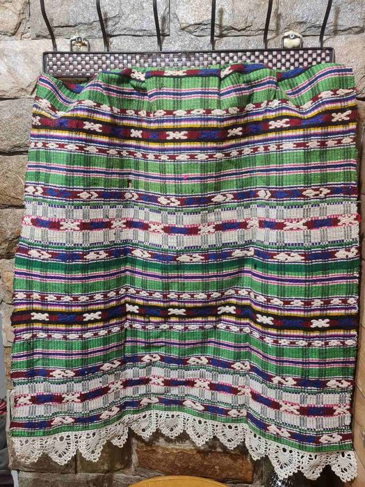 Автентични носии, дрехи български