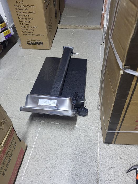 Весы напольные продаются