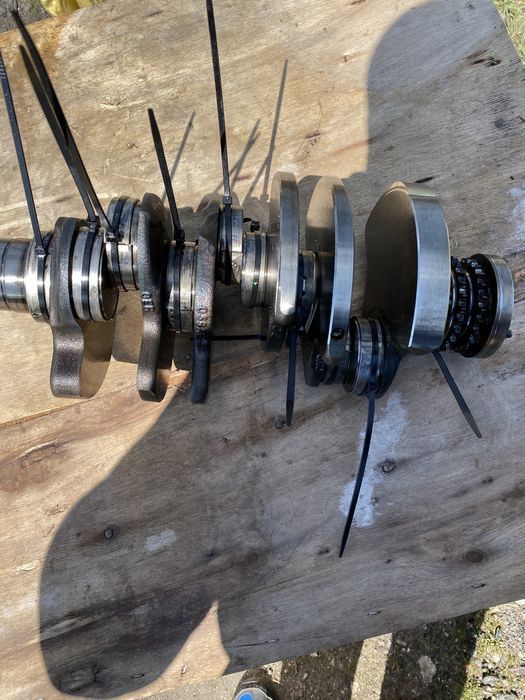 Колянов вал за Ауди А6 А4 А5 Audi A6 А5 Q5 3.0тди 239 кс