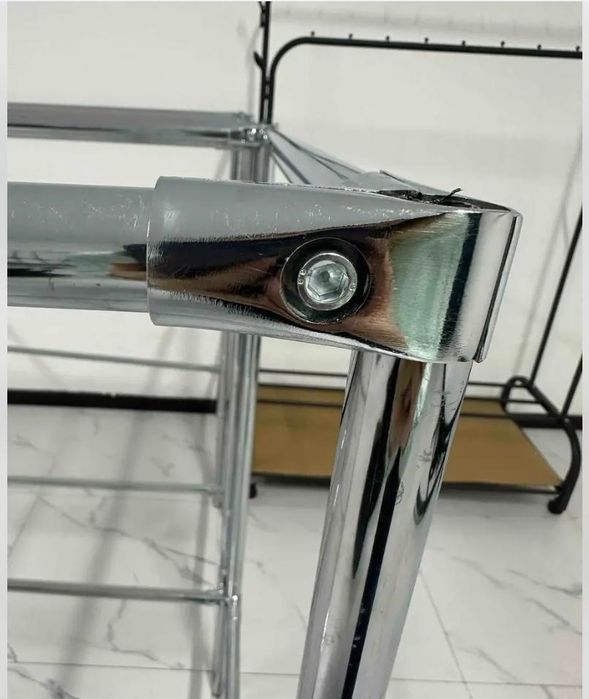 Стойки для одежды