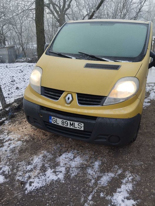 Renault trafic 2.0 dizel 8+1