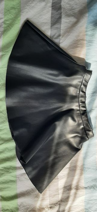 Fusta piele ecologica H &M