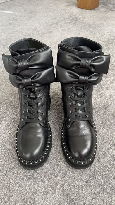 Liu jo  кожени боти  с капси