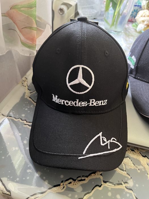 Кепки от мерседес