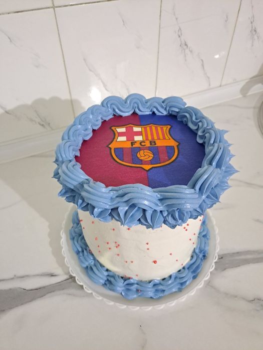 To'rt va pishiriqlarga zakaz olamiz.