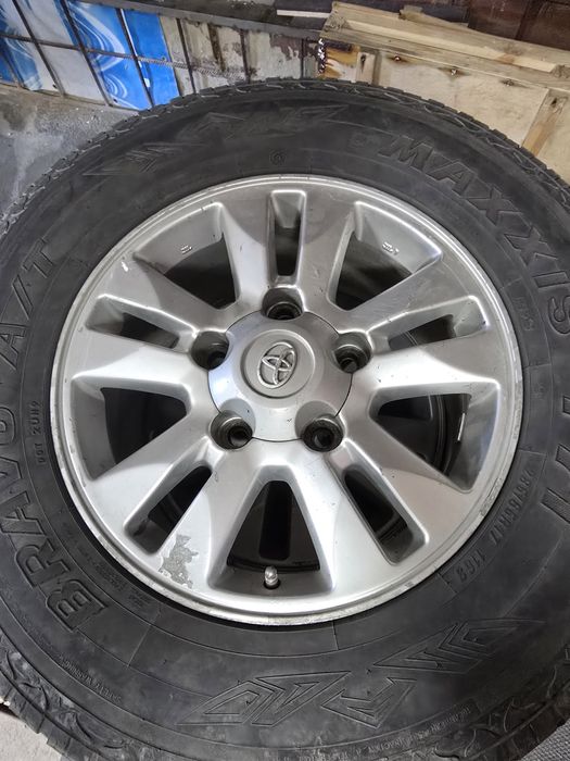 Диски с шинами Lend Cruser 200