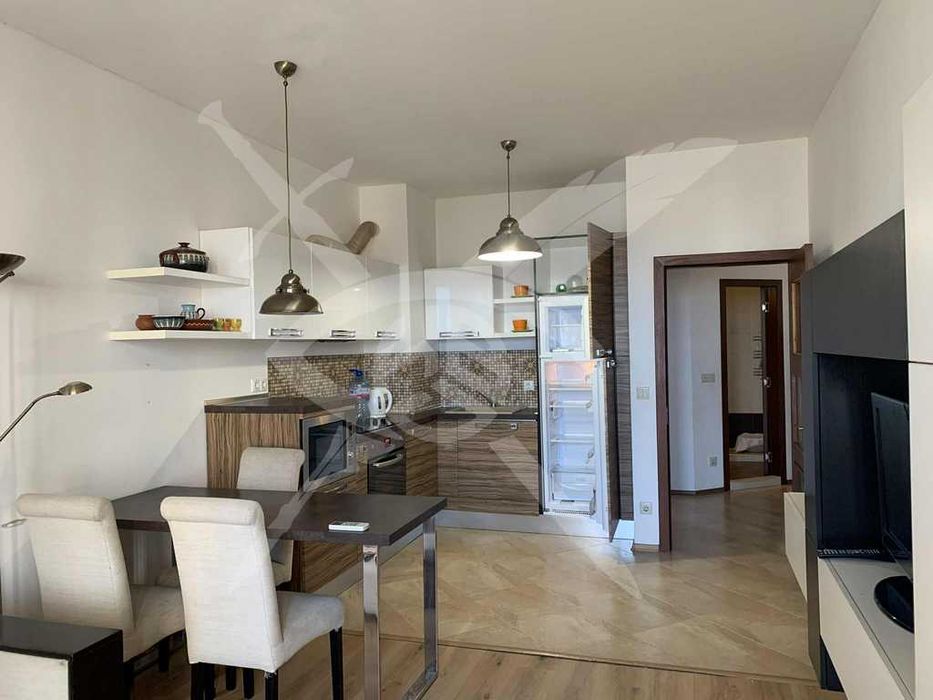 Тристаен апартамент в затворен комплекс в м-т Ален мак - 97040