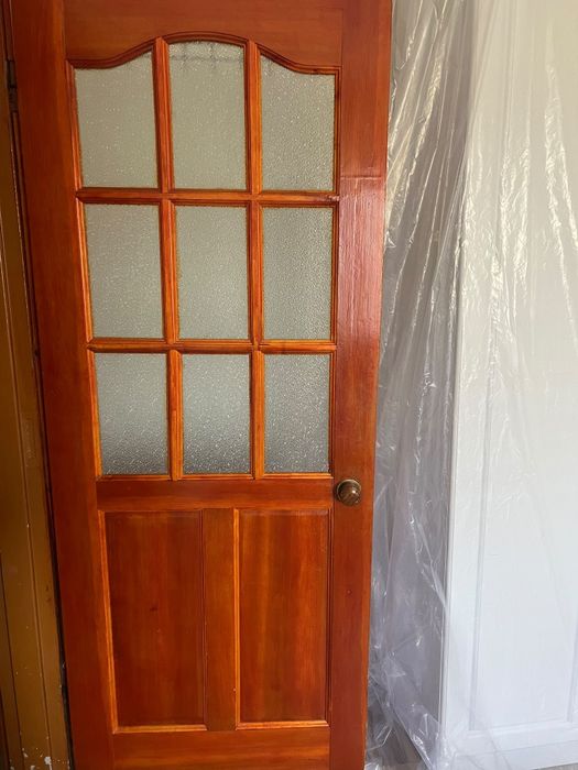 Продам двери с коробками
