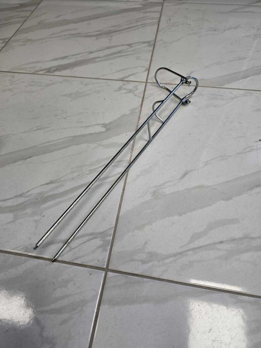 Метална стойка за въдици