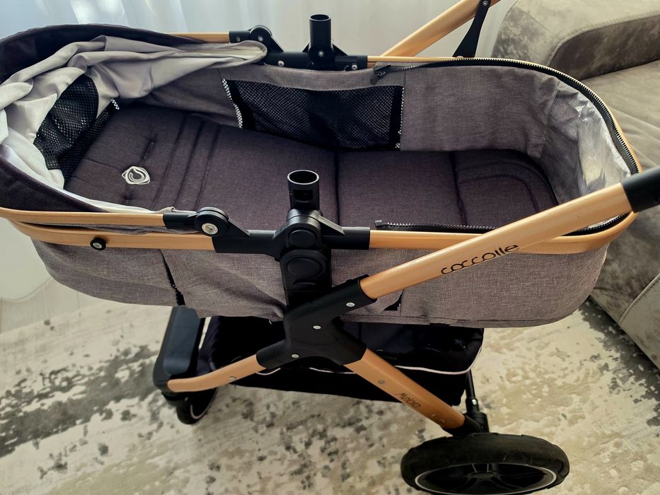 Carut 3 in 1, ce poate fi folosit de la naștere pana la 3 ani.