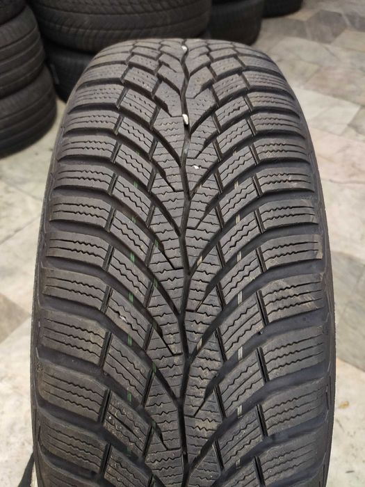 Единични гуми с размер 205 60 16