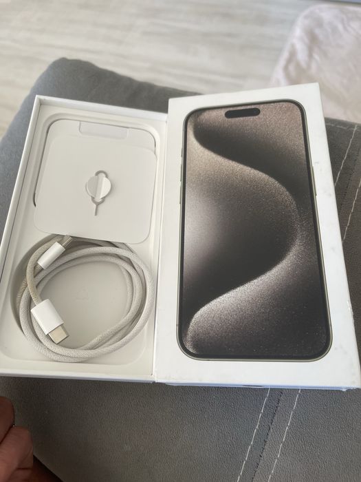 Оригинална кутия+кабел ıphone 15 pro
