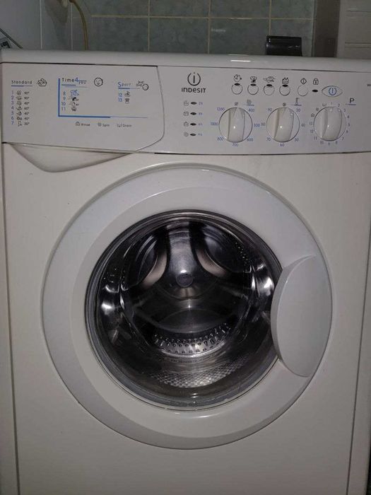 Продаётся стиральная машинка WIL 125