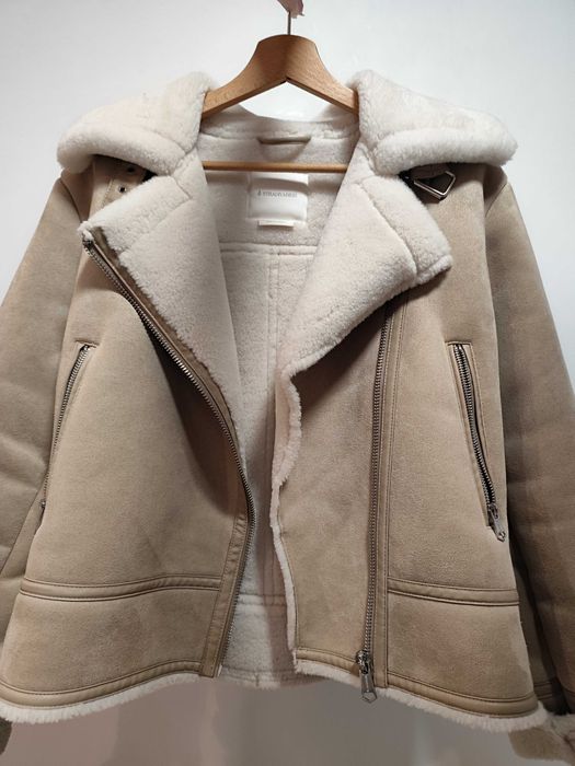 Зимно яке Stradivarius