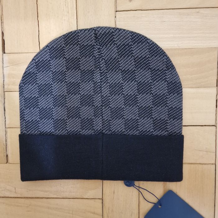 Căciulă Noua Louis Vuitton Neagra cu Gri