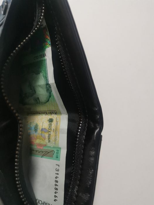 Ново! Кожено портмоне/портфейл