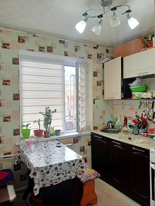 Продам 3хком кв. 58кв.м., 1/5эт. Ермекова