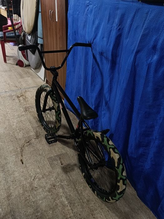 продаю bmx Haro...