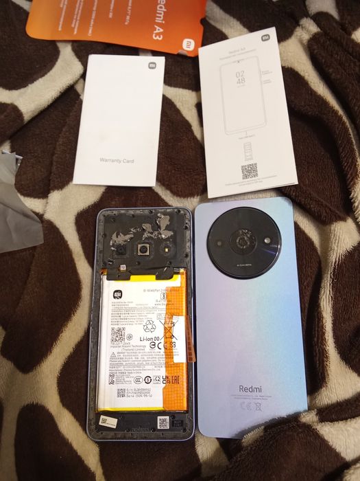 Редми Xiaomi a3 разбит экран нету болтиков