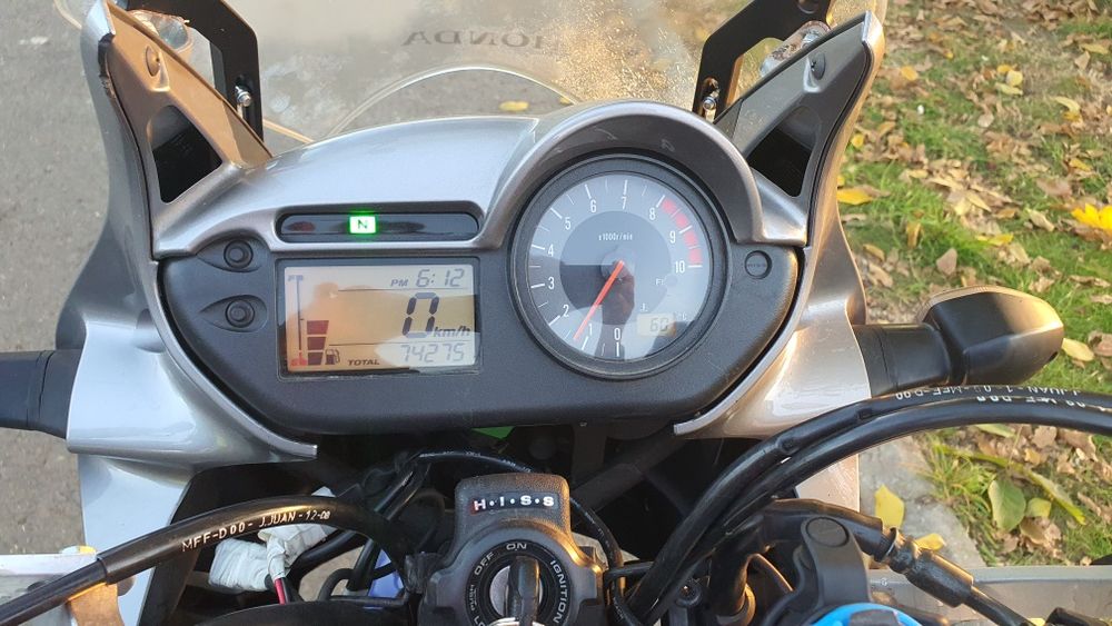 Honda Transalp XL700 VA cu ABS