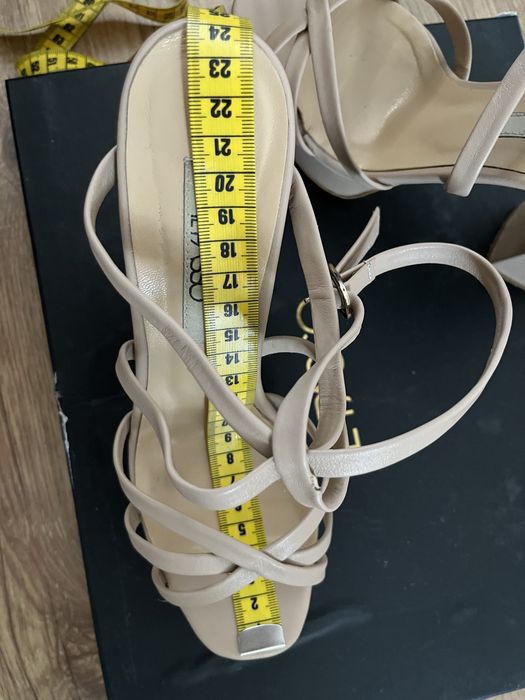 Sandale cu toc marimea 37 IL PASSO