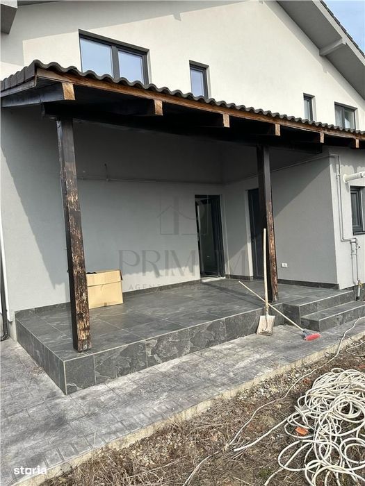 Duplex de calitate - proiect modern   - spatii generoase