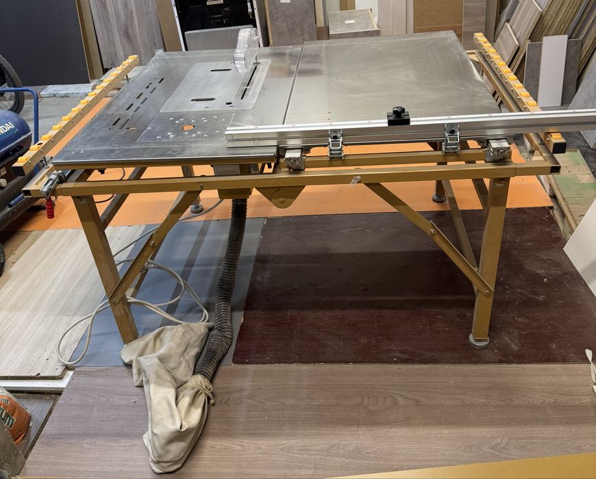 Станок распиловочный полуформатник