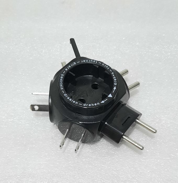 Adaptor priza universal Kopp, 250V 16A