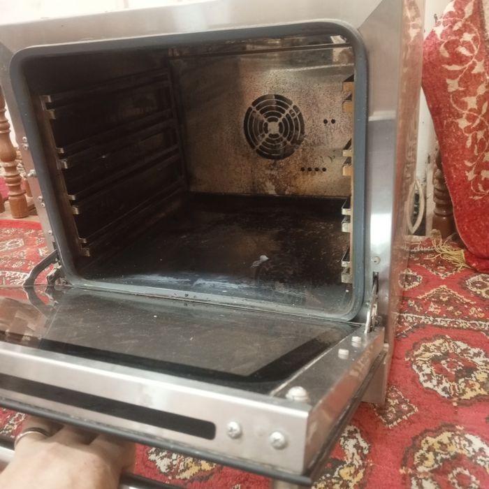 Сотилади печь конвекционная