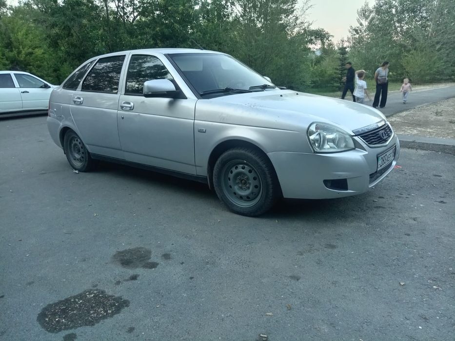Продам машину приора