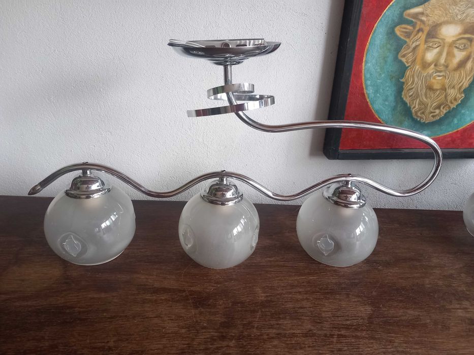 Нови осветителни тела модерен стил