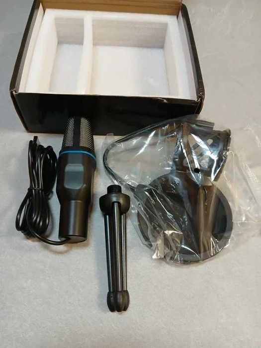 Microfon RGB Condensator pentru Podcast Studio