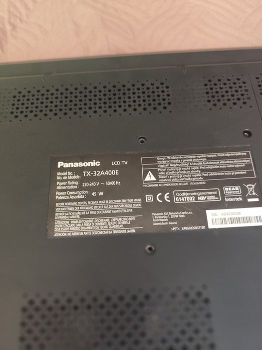 Телевизор Панасоник 32инча