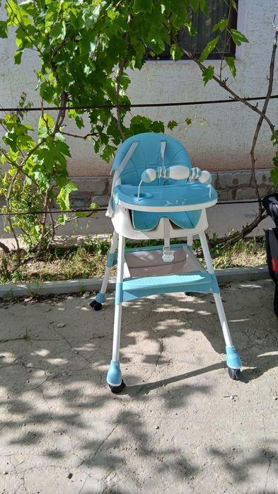 Стулчик для кормления детский