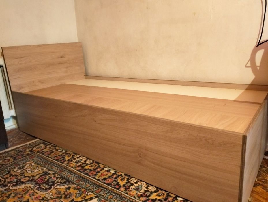 кровать 1.90х90 новый