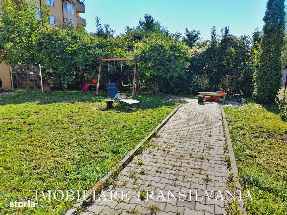 Ap. 2 cam. et.1 - Calea Moldovei, parcare.