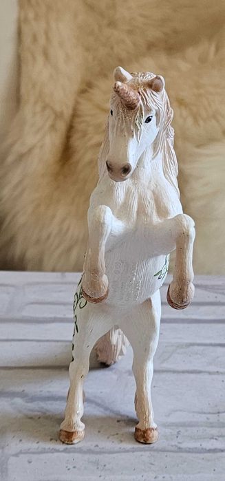 Figurina Schleich Bayala 70421 Unicorn Fantasy Gliter