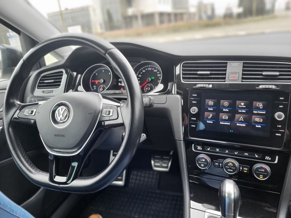 VW Golf 7 2018 negru