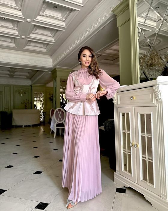 Двух элегантное платье — срочно продам!