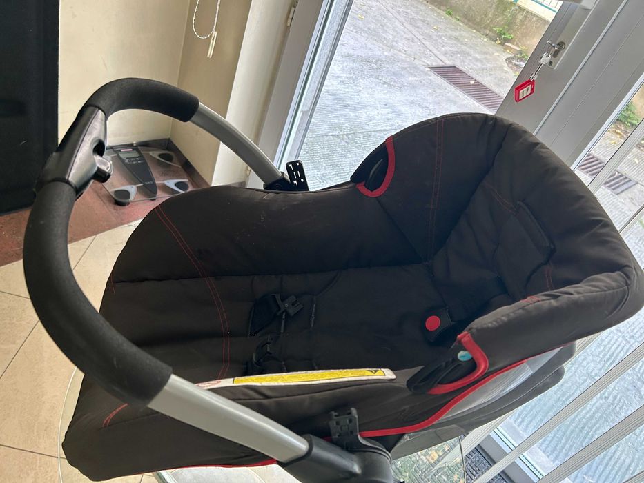 Бебешко столче за кола hauck