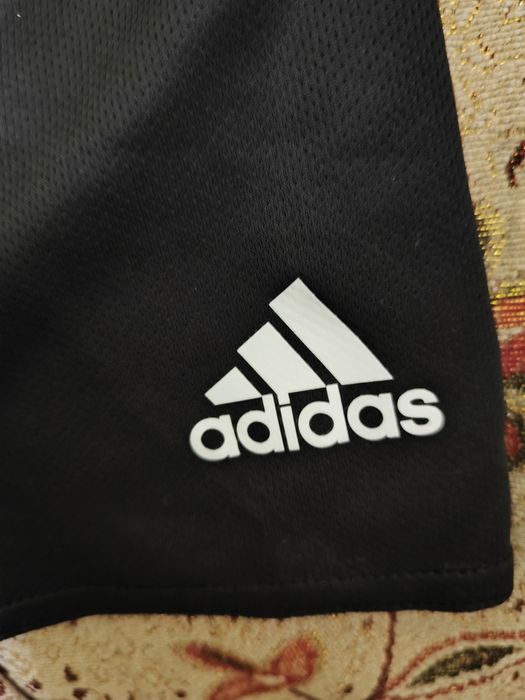 Шорты Adidas. Оригинал. Новые в упаковке.