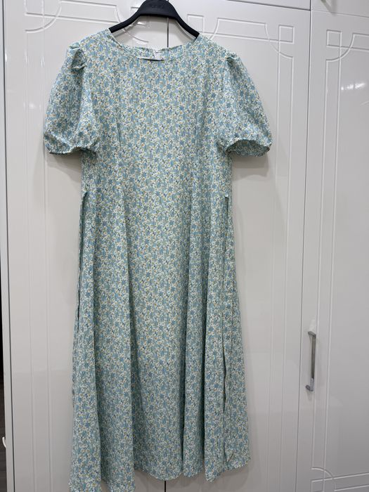 Срочно срочно продается женсие вещи