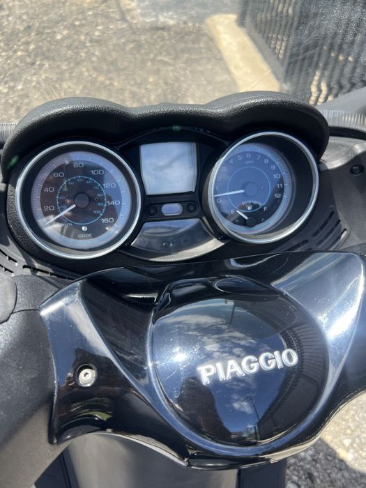 Scuter Piaggio X-evo 2015