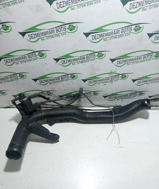FUrtun Intercooler 8D0 145 840 Volkswagen VW Passat