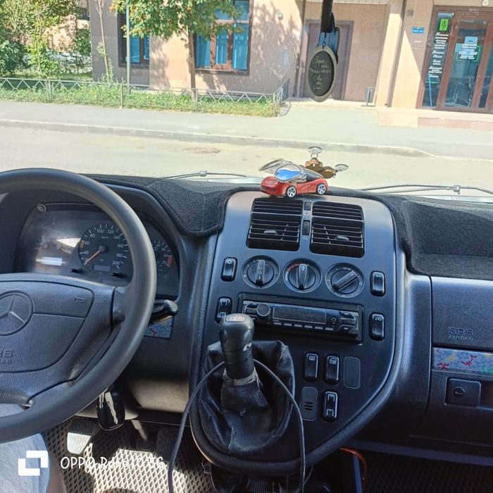Продам Мерс Вито