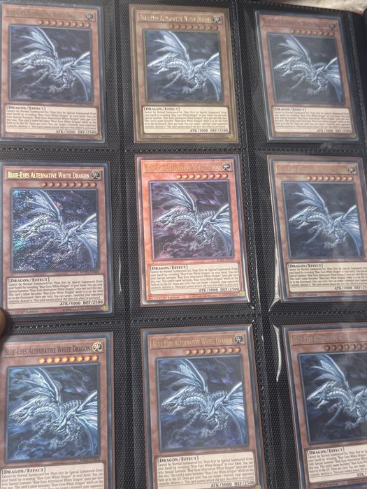 Продавам личната си колекция от Yu Gi Oh карти